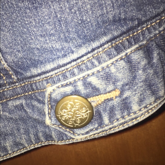 Jean Jacket - Picture 8 of 8